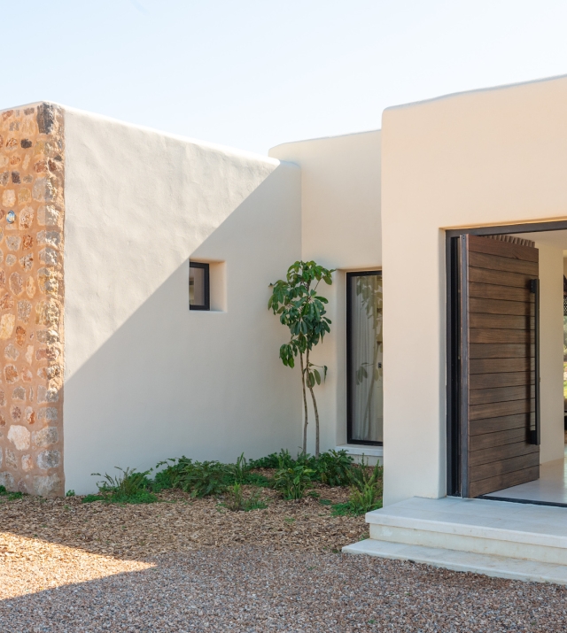 Resa Estates Ibiza te koop for sale finca modern side house 3.jpg